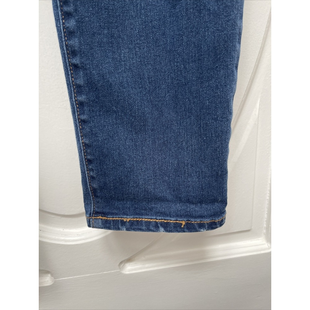 Signature Studio Jeans 16 Womens Regular Size Blue Denim Distressed Dark - Picture 3 of 6